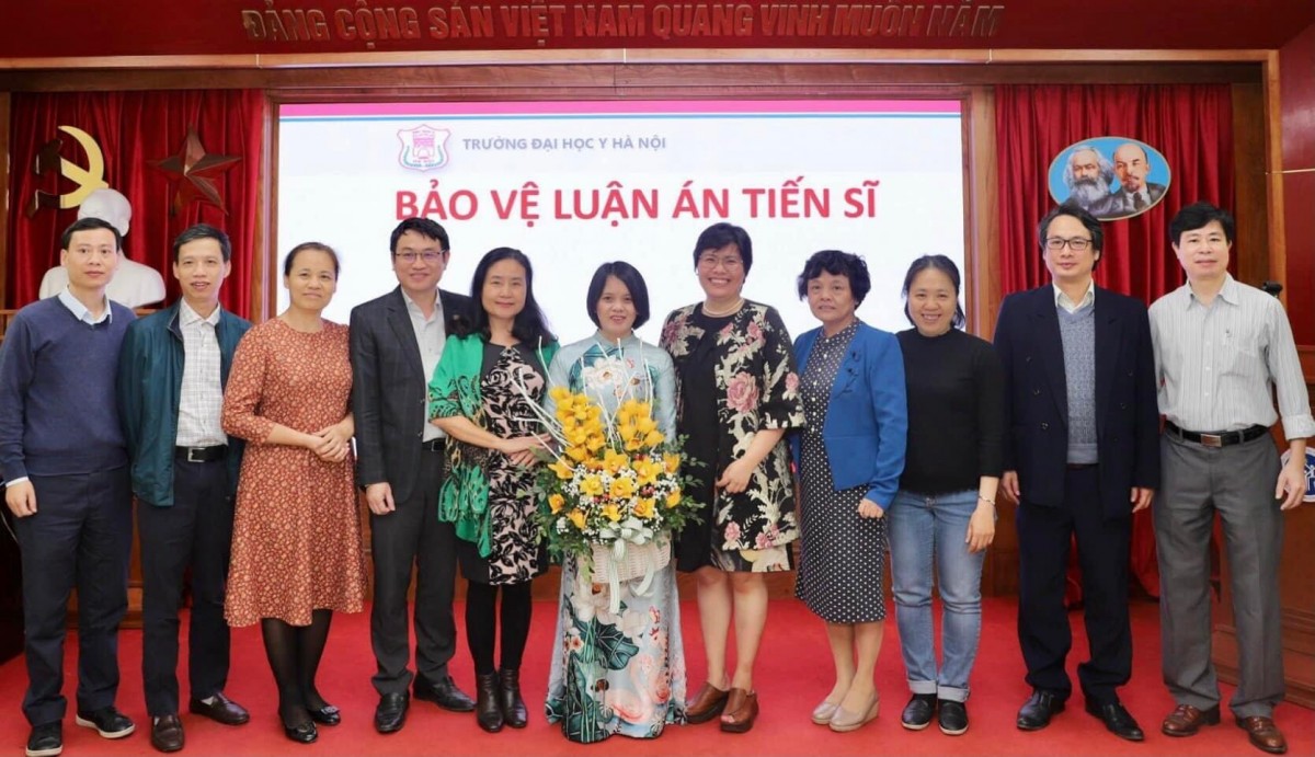 Chúc mừng TS.BS. Nguyễn Thị Thanh Hương đã có thêm 1 NCS bảo vệ luận án tiến sỹ từ đề tài do Viện Nghiên cứu Y học Đinh Tiên Hoàng làm chủ trì trong lĩnh vực gen và loãng xương ở phụ nữ mãn kinh